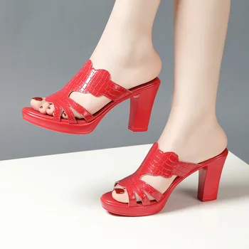 Маленький размер 32-43, Пикантные туфли из лакированной кожи, женские шлепанцы на платформе, 2023, Летние тапочки на высоком каблуке для вечеринки в офисе, модель